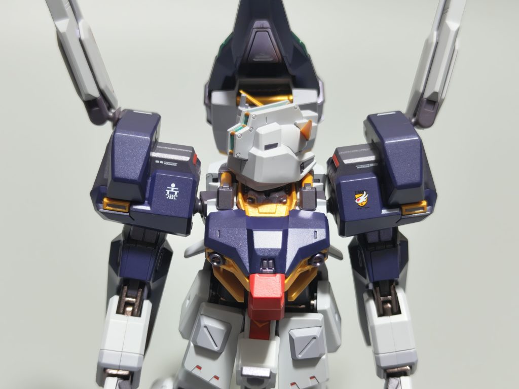 ガンダムTR-1 ［ハイゼンスレイ］