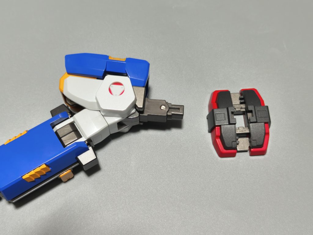 RIOBOT 変形合体 SRX